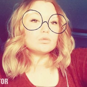 Meet your Posher, Samantha